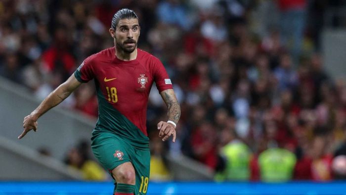 Bursa Transfer Musim Panas Dibuka: Siapa Ke Mana?