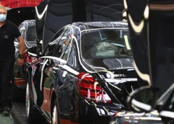 Senat AS Setujui RUU Larangan Mobil China, Mercedes-Benz Terancam Terpengaruh