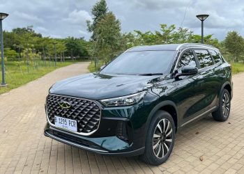 Chery Tiggo 8 CSH Berasap di GIIAS 2026, Ini Dia Penyebabnya!