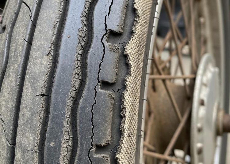 Tiga Indikasi Ban Skutik Sudah Tidak Layak Digunakan
